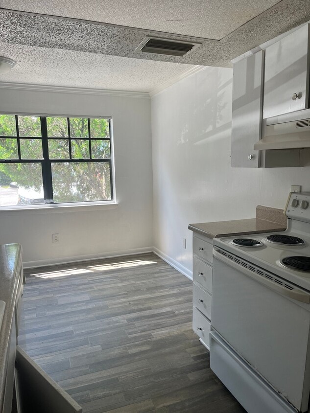 Foto del edificio - 3215 Baird Ave