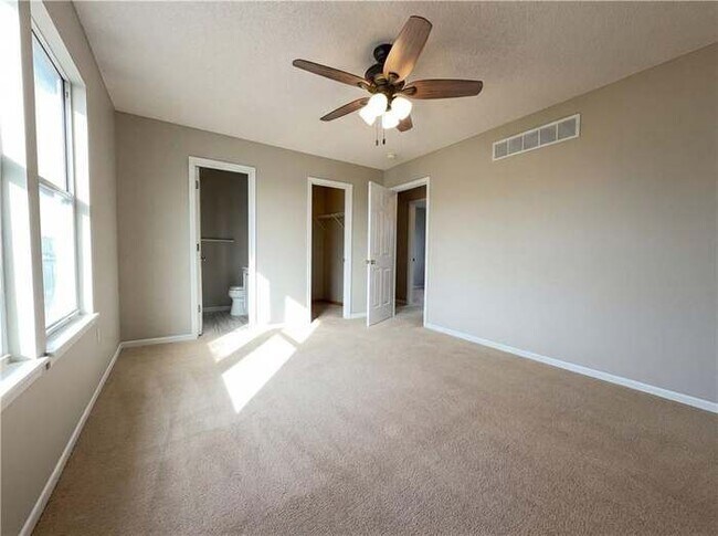 Foto del edificio - 31331 W 172nd Terrace