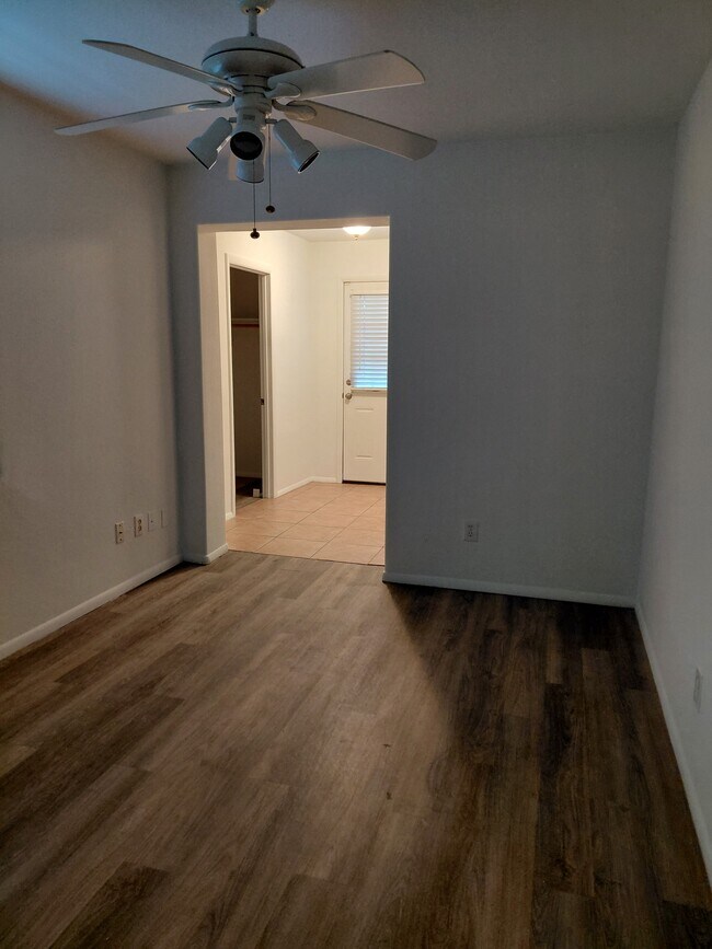 Dormitorio principal 1 - 1943 S Alta Vista Cir