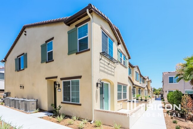 Building Photo - 24811 Padre Ct