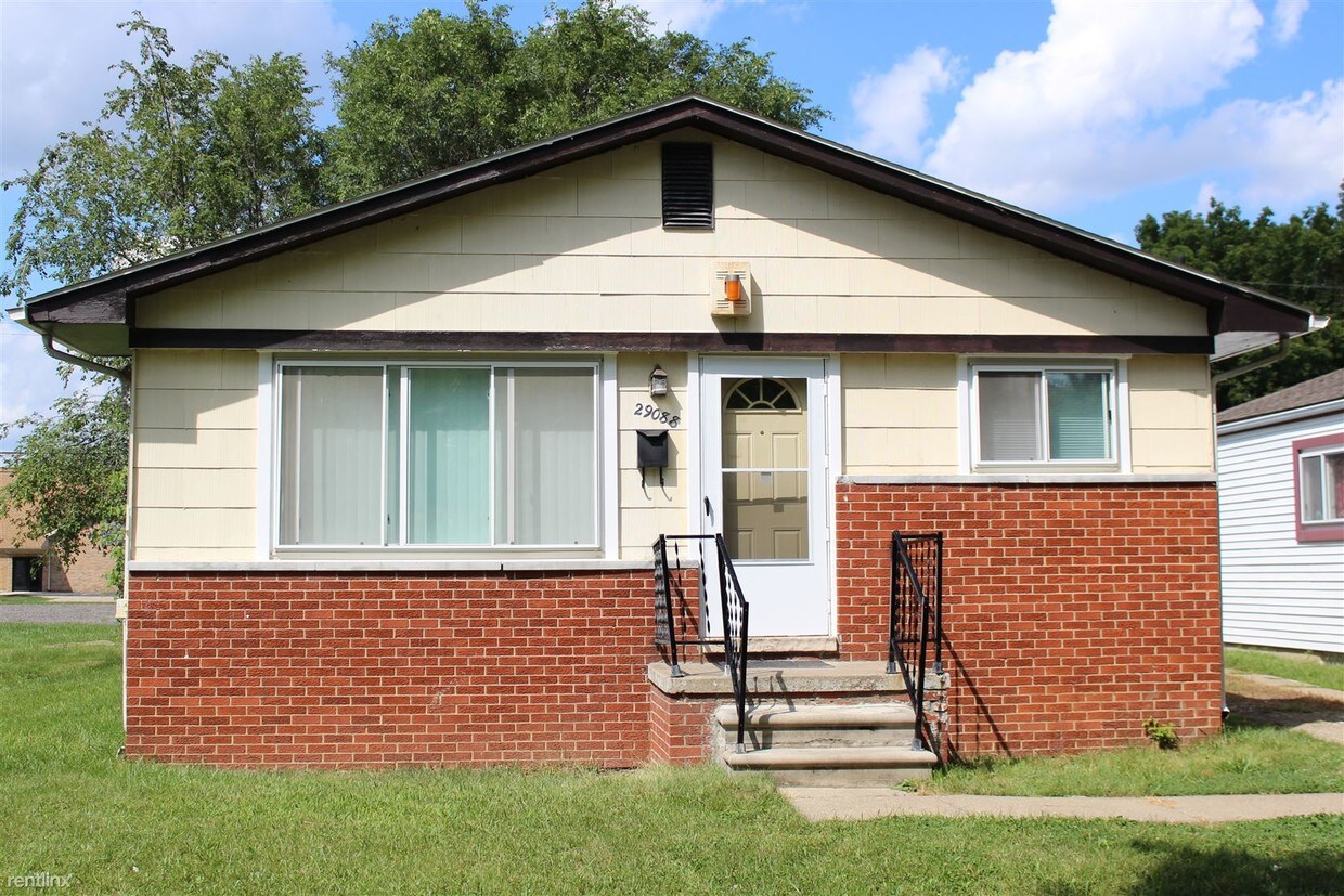 Primary Photo - 3 br, 1 bath House - 29088 Richard St