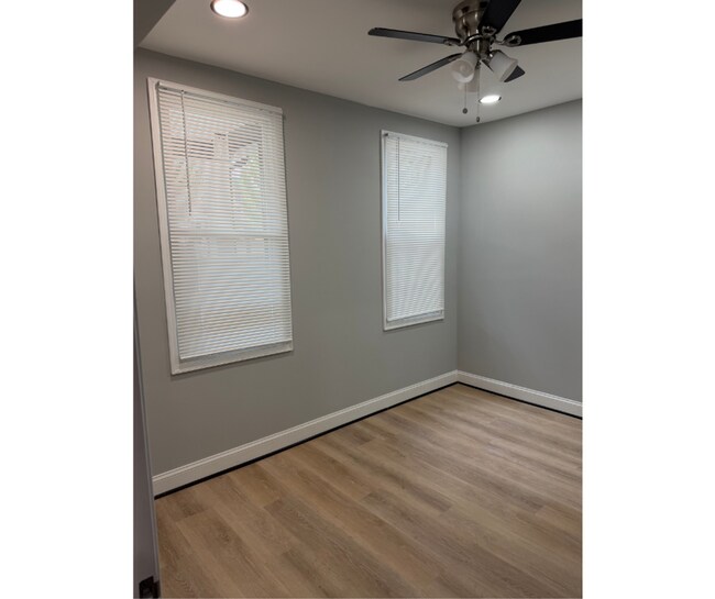 Foto del edificio - 3106 Sequoia Ave