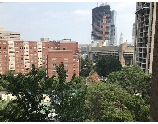Foto del edificio - 9 Hawthorne Pl