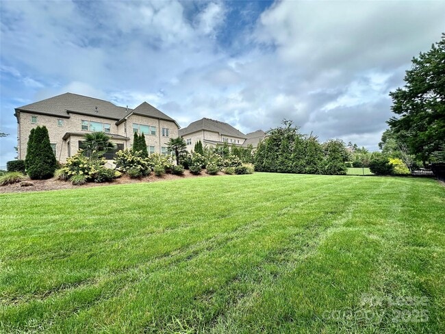 Building Photo - 929 Terramore Ln