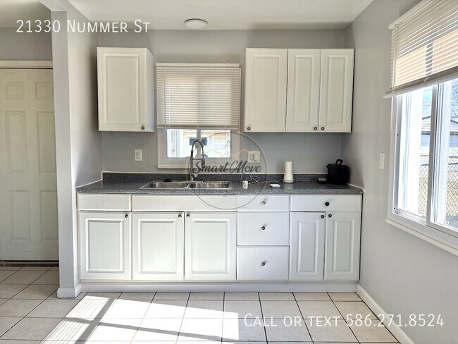 Foto del edificio - 21330 Nummer St