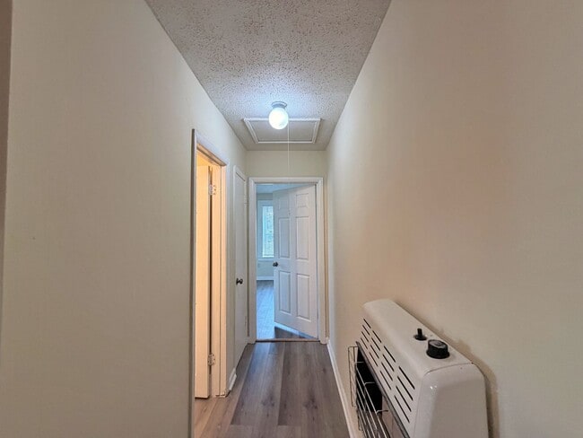 Photo - Recently renovated 1 Bedroom Duplex Ready For Move-In!! - Binghampton House
