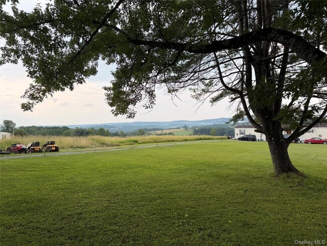 Building Photo - 851 Cr-164