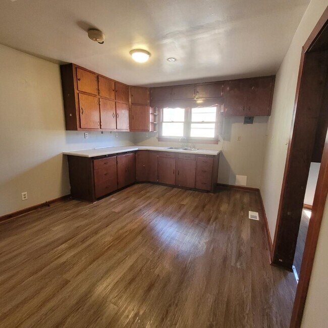 Foto del edificio - $795 - 2 bed 1 bath - Single Family Home