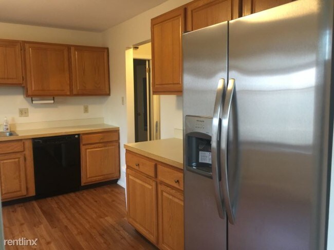 Building Photo - 2 br, 2 bath Condo - 3701 Chadbury Road