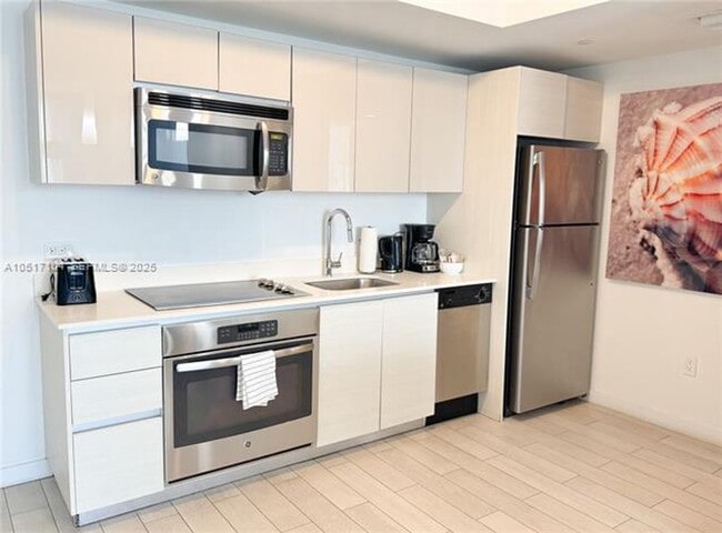 Photo - 2602 E Hallandale Beach Blvd Apartment