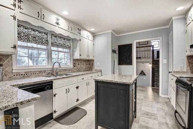 Foto del edificio - 525 Concord Rd SW