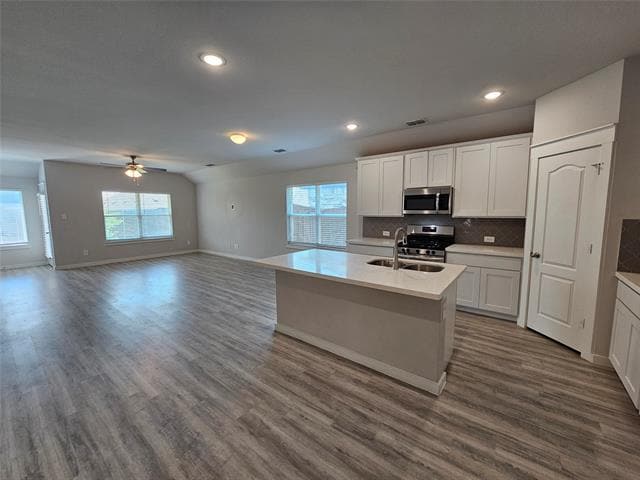 Building Photo - 2528 Moser Ln