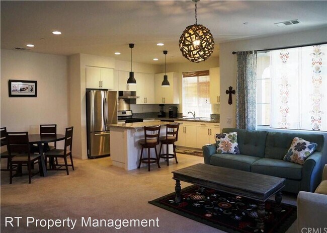 Building Photo - 3 br, 3 bath House - 37 Linden Ln