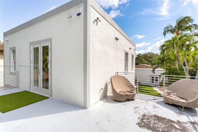 Foto del edificio - 152 SW 20th Rd