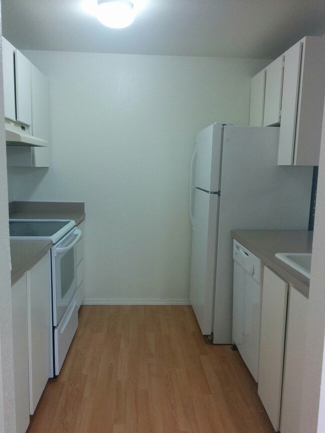 Foto del edificio - MOVE IN SPECIAL! Fully Updated 2 Bedroom C...