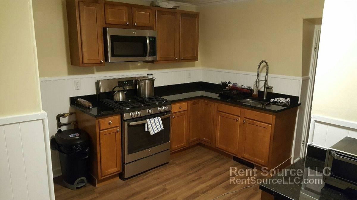 Primary Photo - 274 Summer St