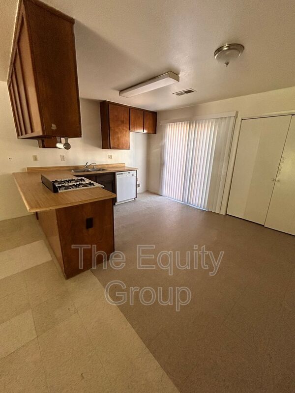 Foto del edificio - 1228 Jones St
