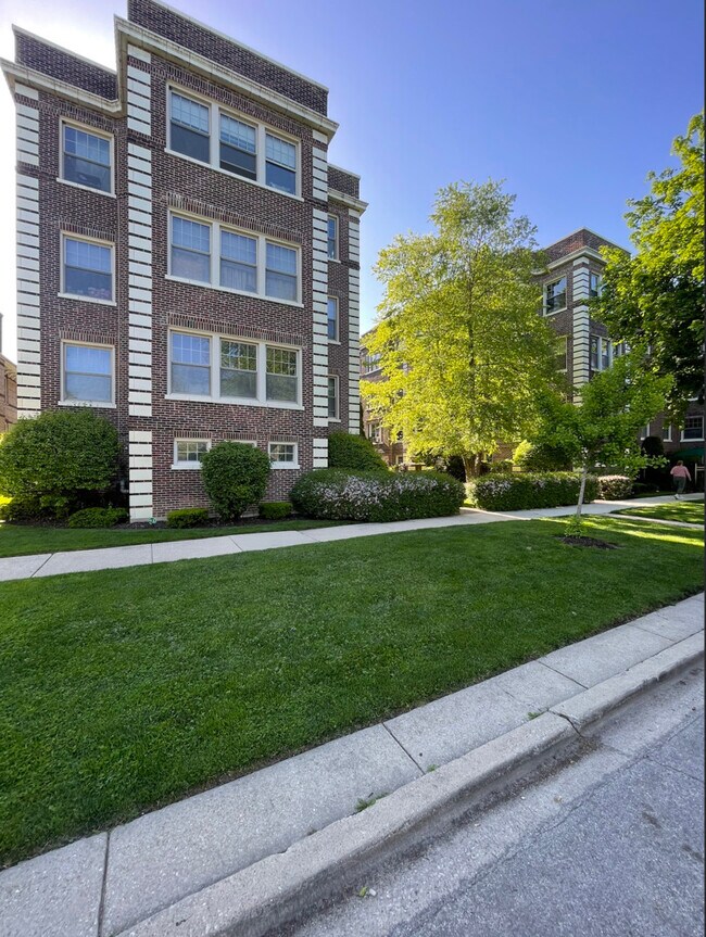 Foto del edificio - 431 N Lombard Ave
