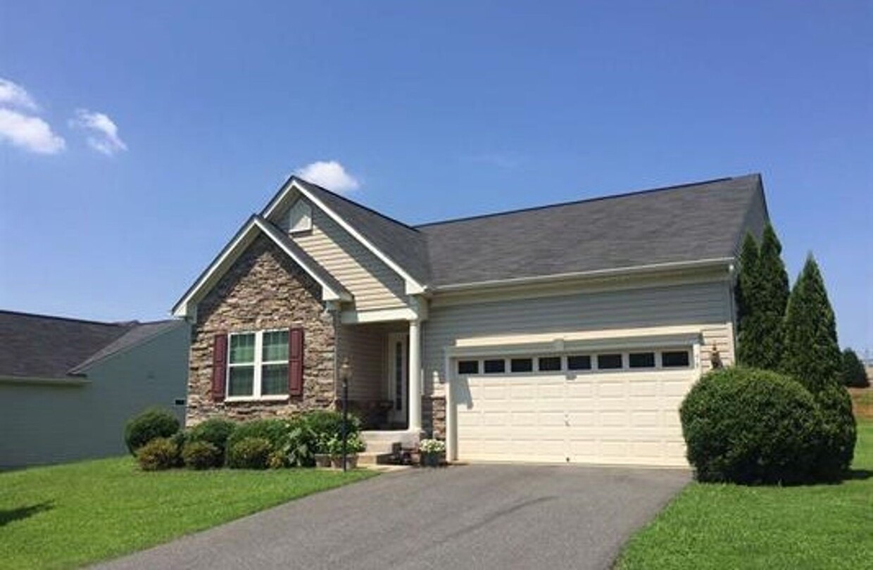 Primary Photo - Spacious and Bright Greenecroft Home