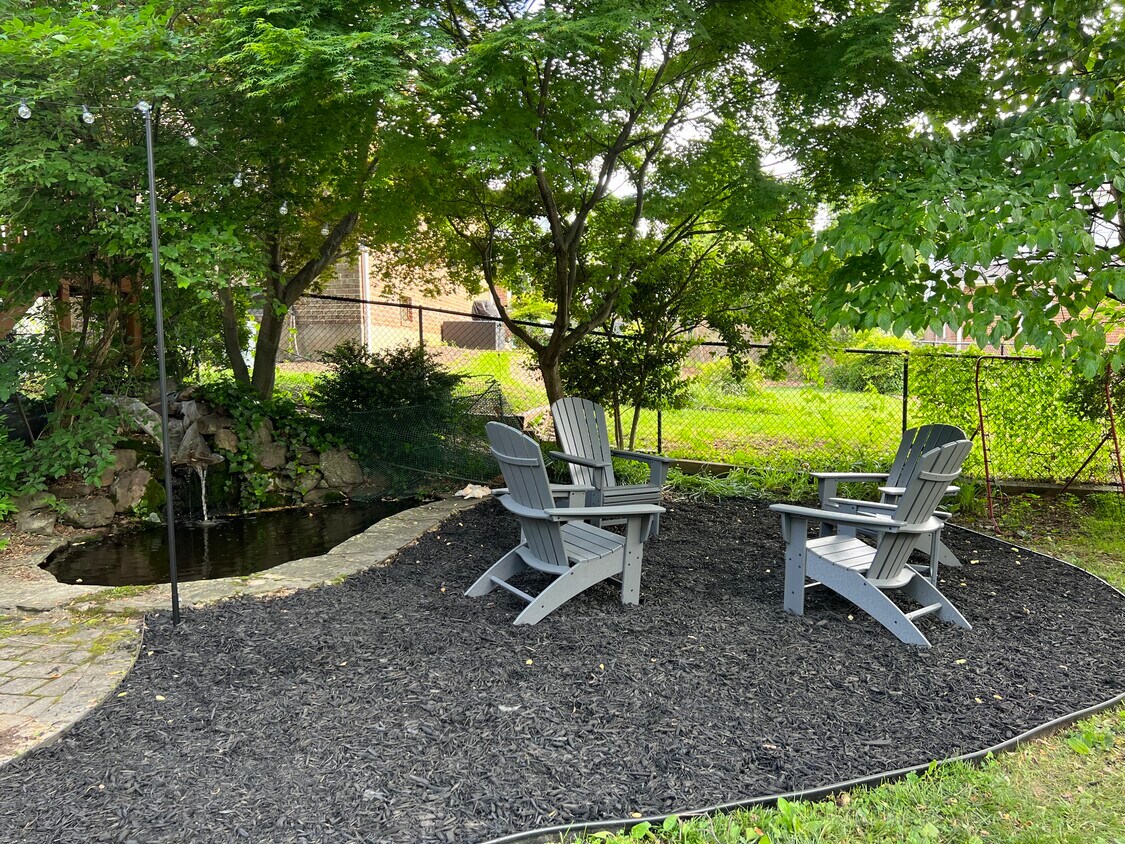 Building Photo - 11604 Galt Ave