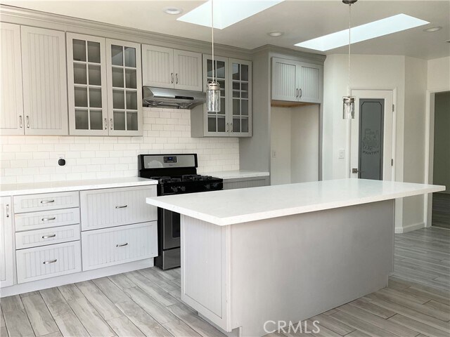 Foto del edificio - 587 E Arrow Hwy