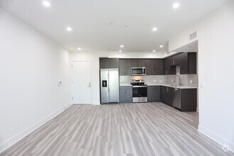 2BR, 2BA-1086 SF - The Luxe Residential