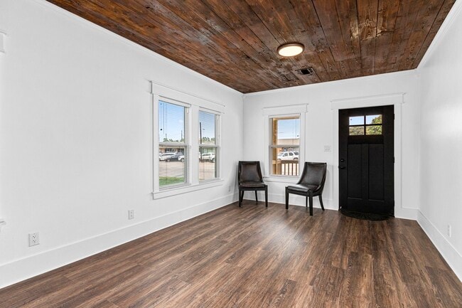 Building Photo - 1138 Fannin St