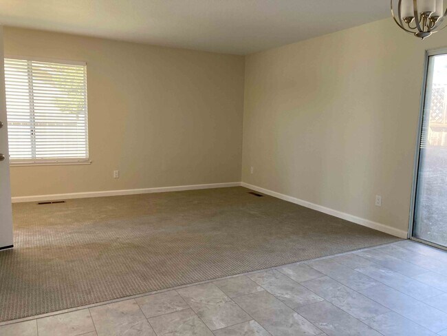 Living Room - 1040 Plum Ct