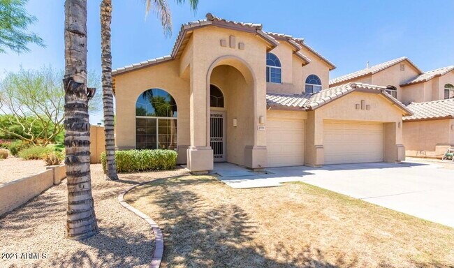 Building Photo - 2751 E San Tan St