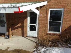 Building Photo - 1007 Golfview Ave