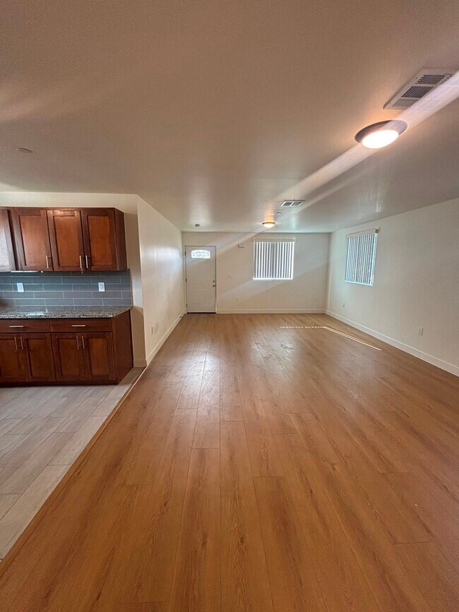 Foto del edificio - 127 W 93rd St