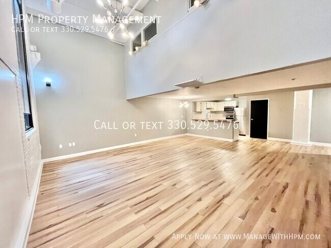 Foto del edificio - Two-Bedroom Apartment for Rent