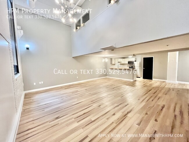 Building Photo - Two-Bedroom Apartment for Rent