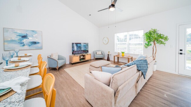 Foto del edificio - 128c Marcella Ln Ln