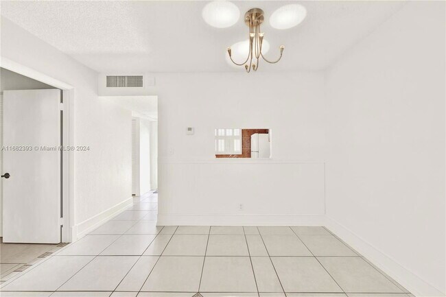Foto del edificio - 5181 W Oakland Park Blvd