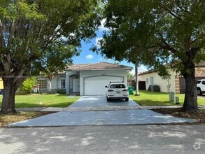 Building Photo - 16064 SW 143rd Ln