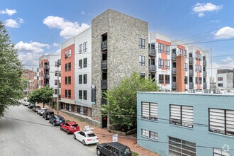Building Photo - Old Stone Row