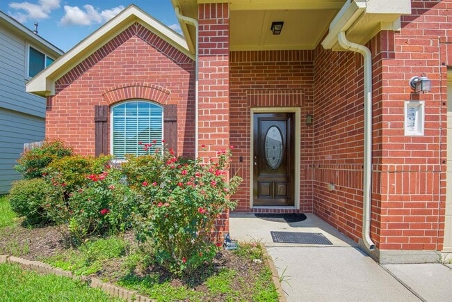 Building Photo - 24922 Clover Ranch Dr