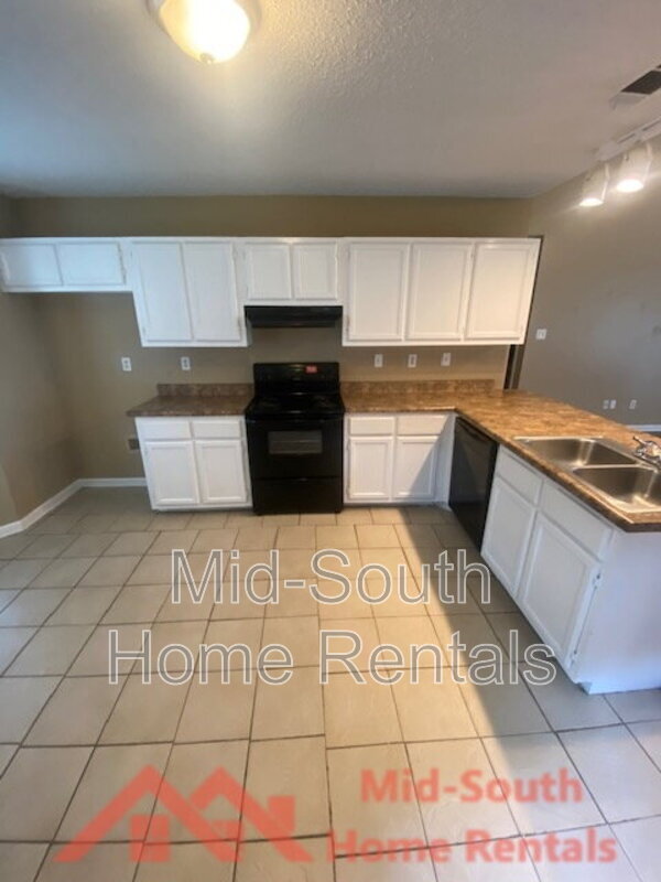 Foto del edificio - 4417 Willow Springs Cove