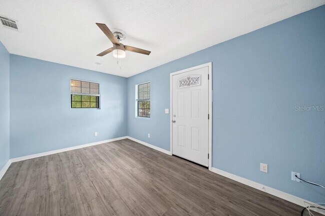 Foto del edificio - 4103 Holly Hill