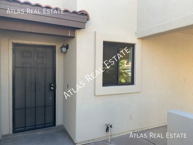 Building Photo - Charming 2 Bed/ 2 Bath located in Fountain...
