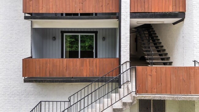 Exterior 1 - Welcome to Donovan Place – Boutique Living...