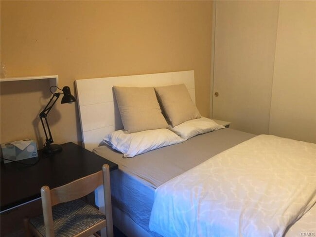 Building Photo - 2581 Camino Del Sol