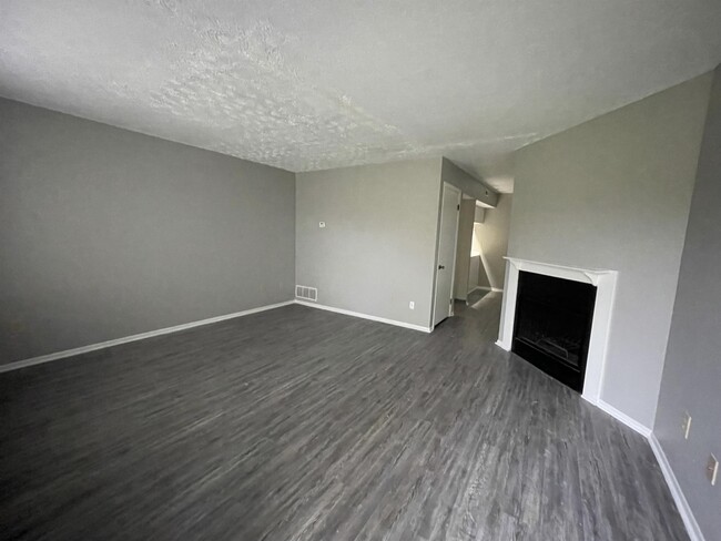 Building Photo - 320 Northgate Ct