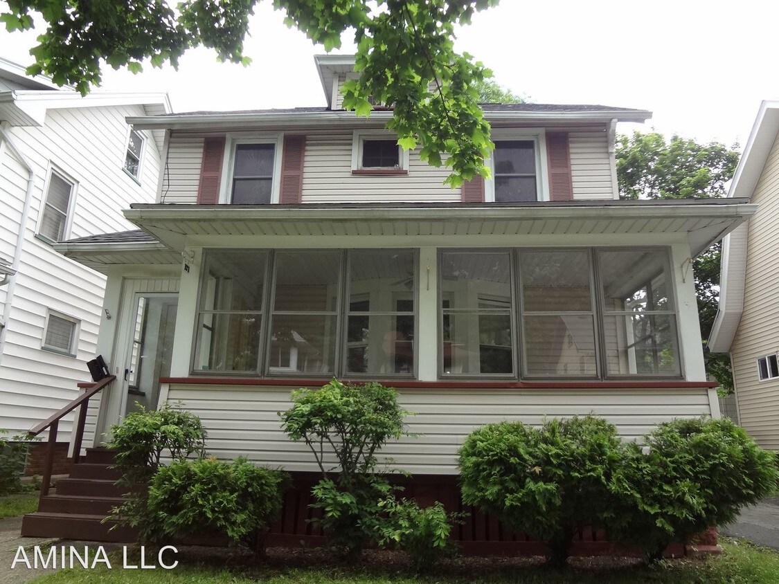 171 Salina St, Rochester, NY 14619 House Rental in Rochester, NY