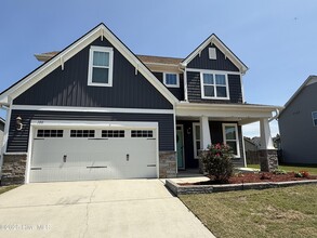 Building Photo - 100 Hampton Dr