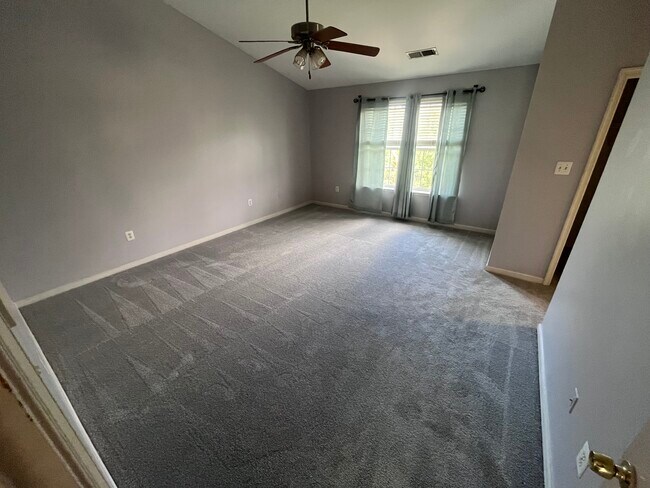 Foto del edificio - 14304 Fallsmere Cir