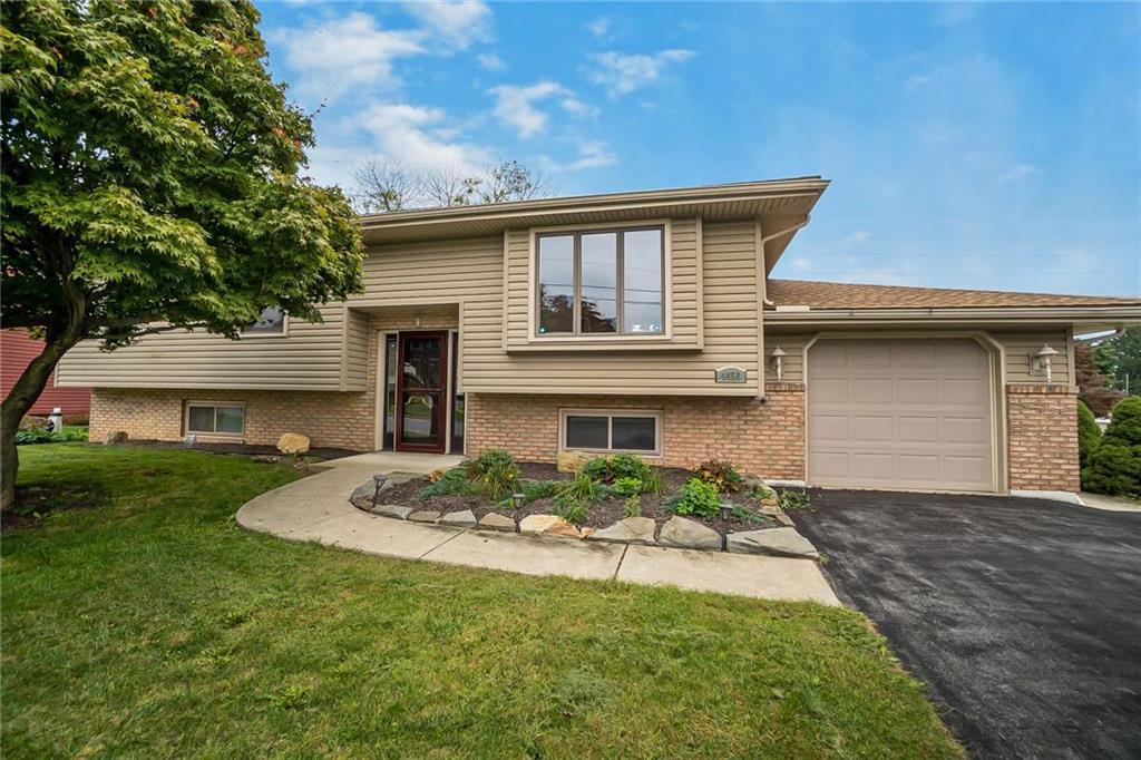 Foto principal - 4458 Phillip St