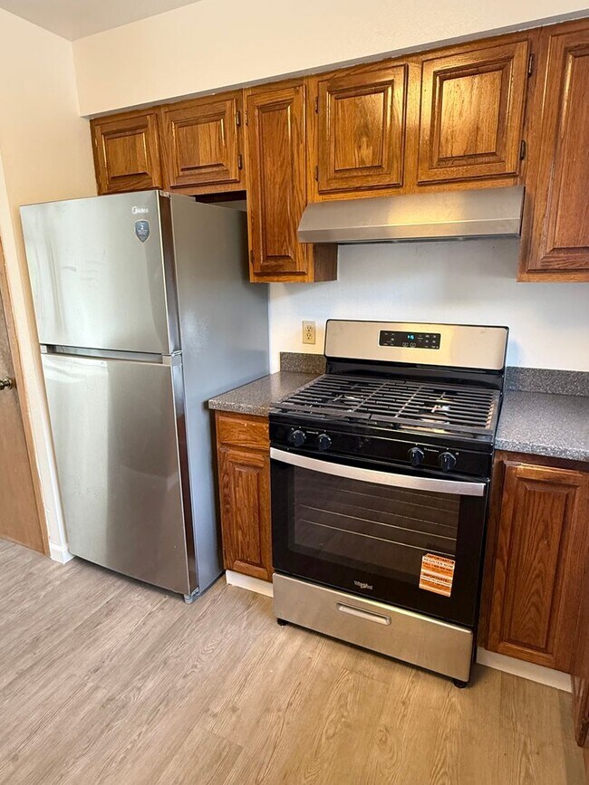 Foto del edificio - Move in BONUS- 2 weeks FREE! | New kitchen...