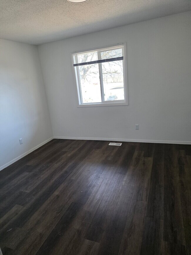 Foto del edificio - Hawthorne Townhomes